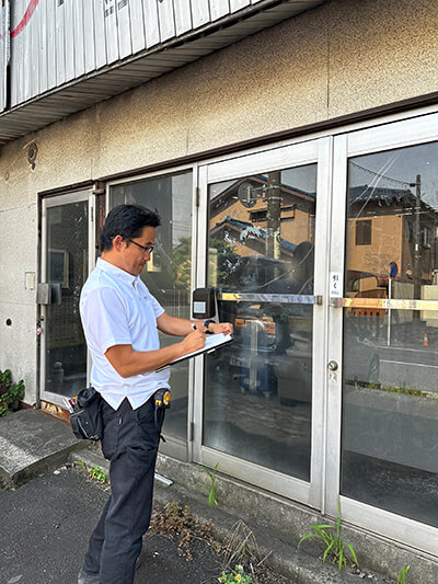 建物や敷地の測量を行います